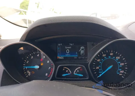 2014 Ford Escape Titanium z USA, uszkodzony, nr VIN 1FMCU9J95EUD30151